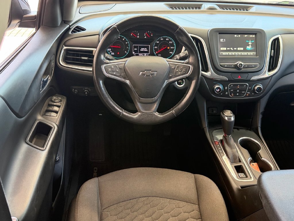 Used 2018 Chevrolet Equinox LT FWD image 12
