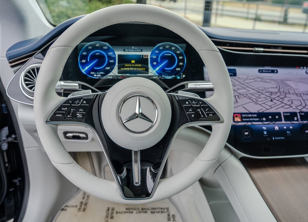 Used 2023 Mercedes-Benz EQS 580 4MATIC Sedan image 13