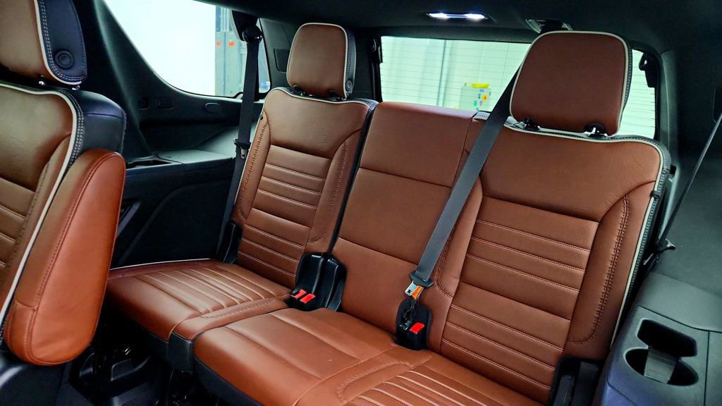 Used 2023 GMC Yukon Denali Ultimate image 23