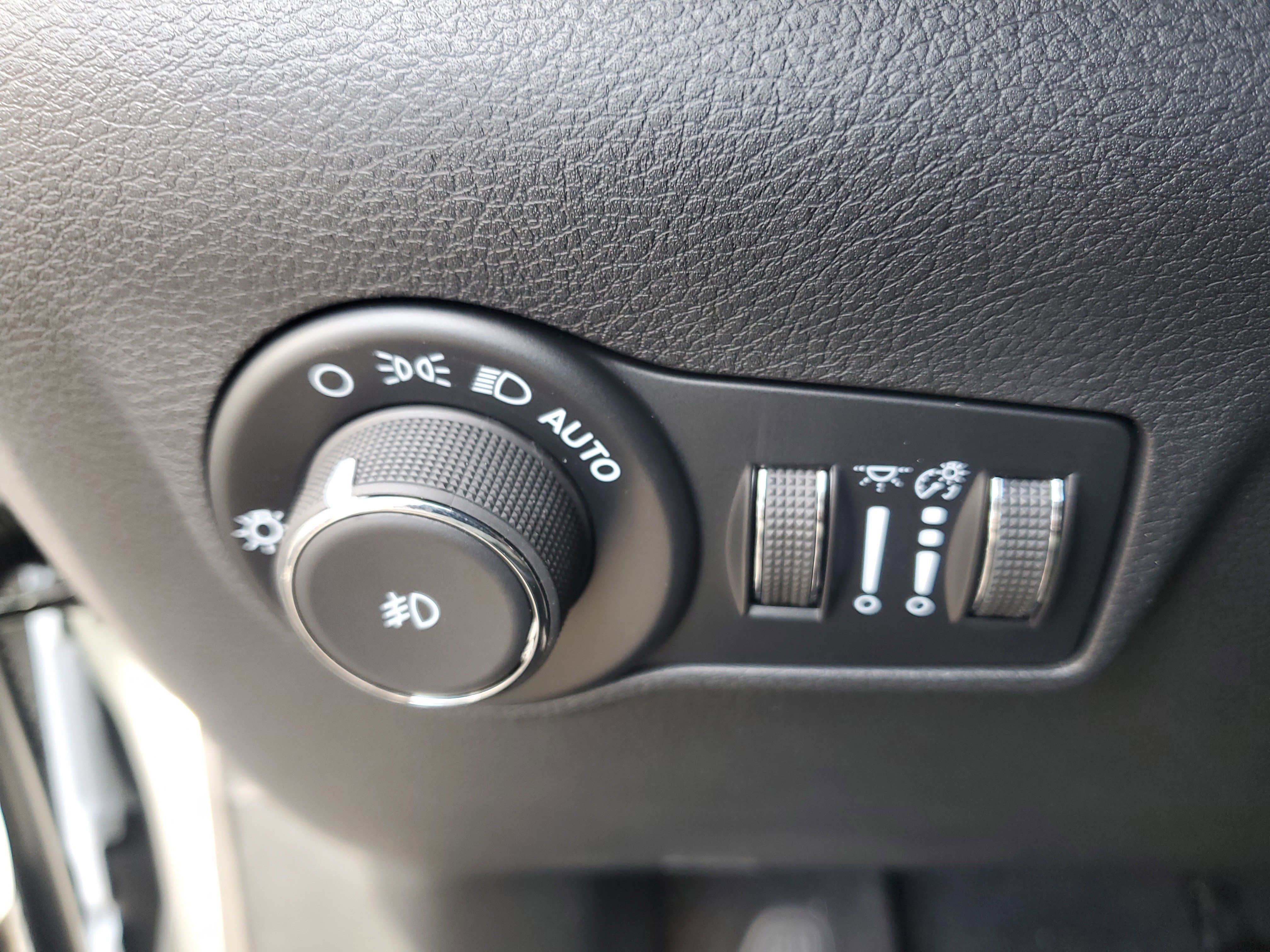 New 2026 Jeep Compass Latitude image 19