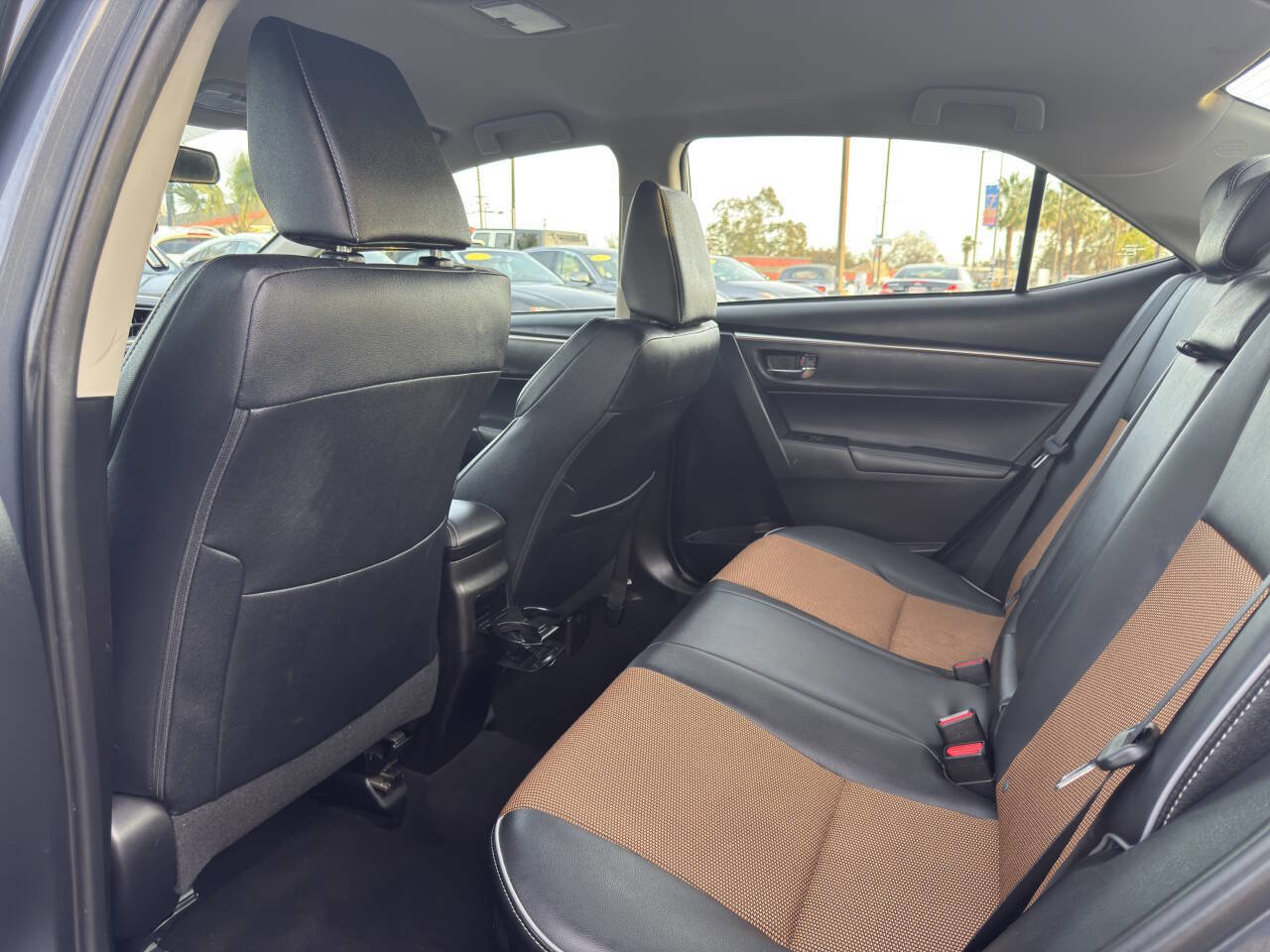 Used 2015 Toyota Corolla S FWD image 9