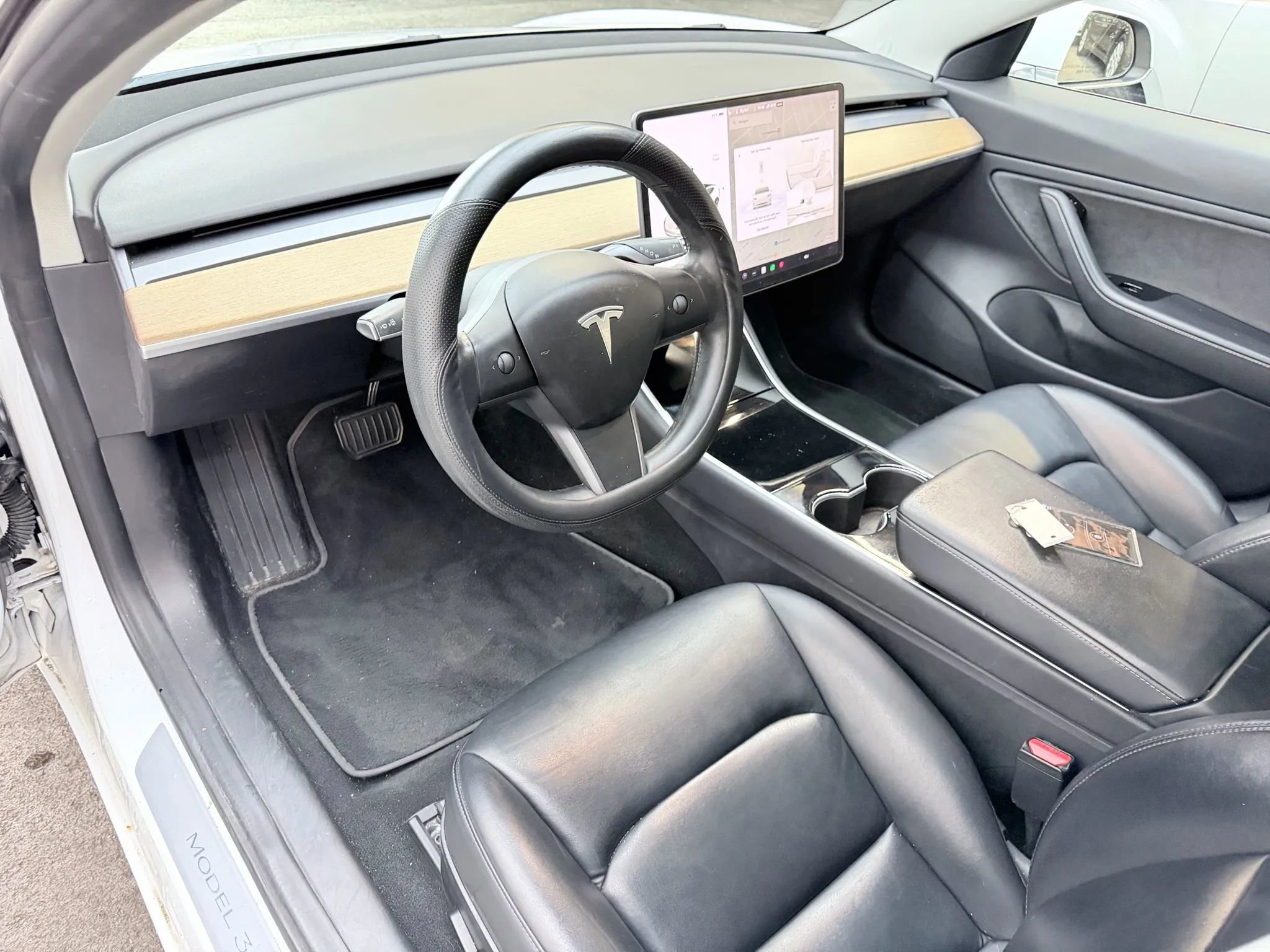 Used 2018 Tesla Model 3 Long Range image 10