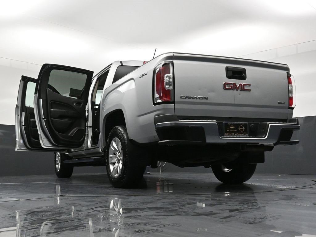 Used 2016 GMC Canyon SLE image 35