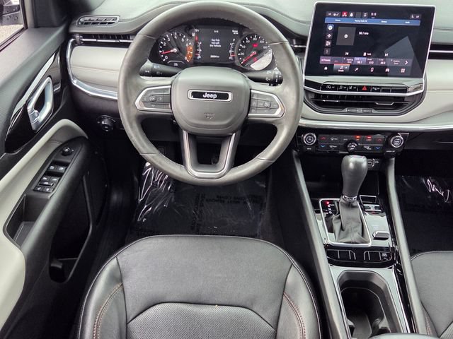 Used 2023 Jeep Compass Limited AWD/4WD image 11