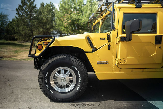 Used 2001 HUMMER H1 4-Door Wagon AWD/4WD image 4