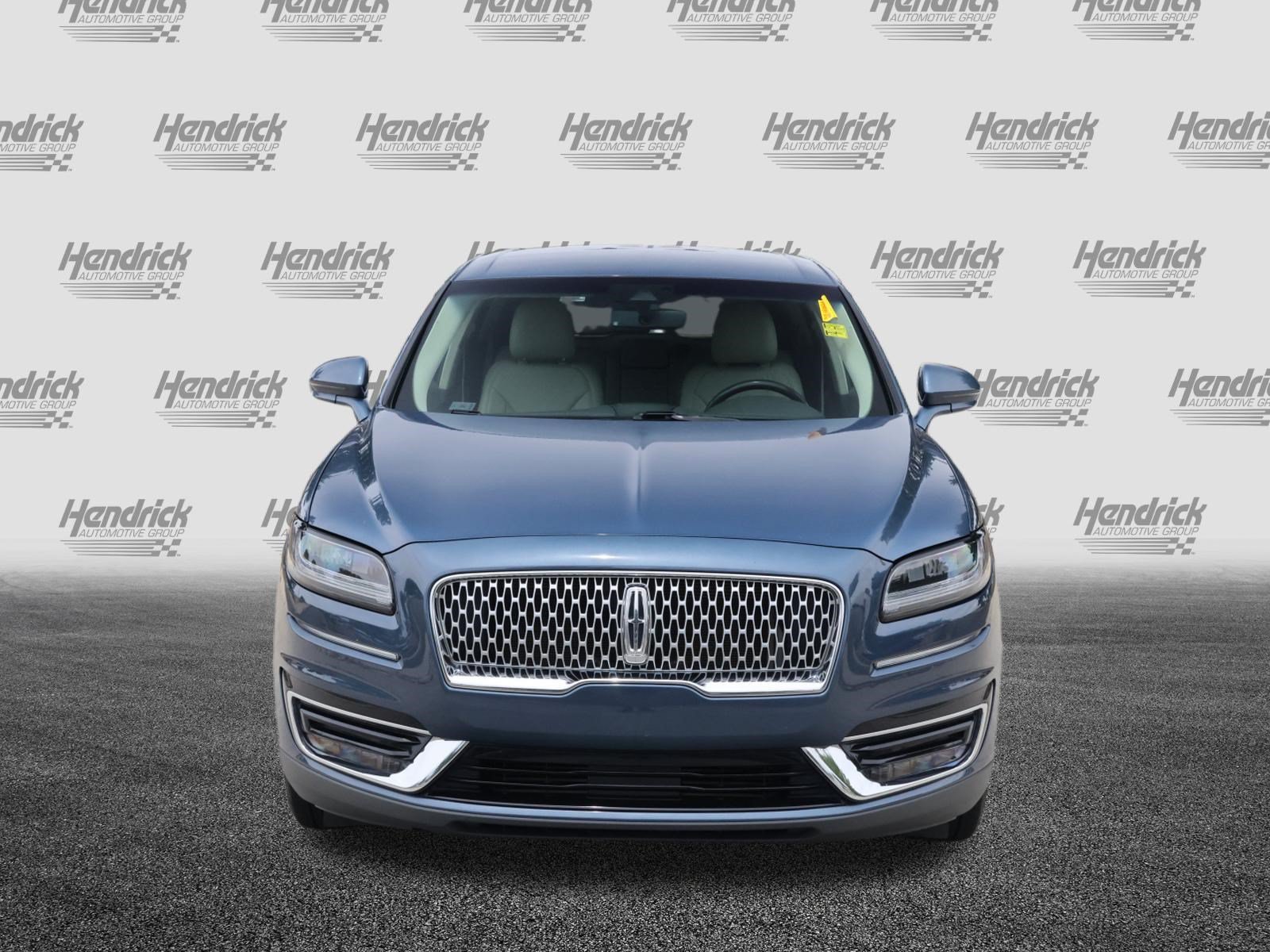 Used 2019 Lincoln Nautilus Select FWD image 3