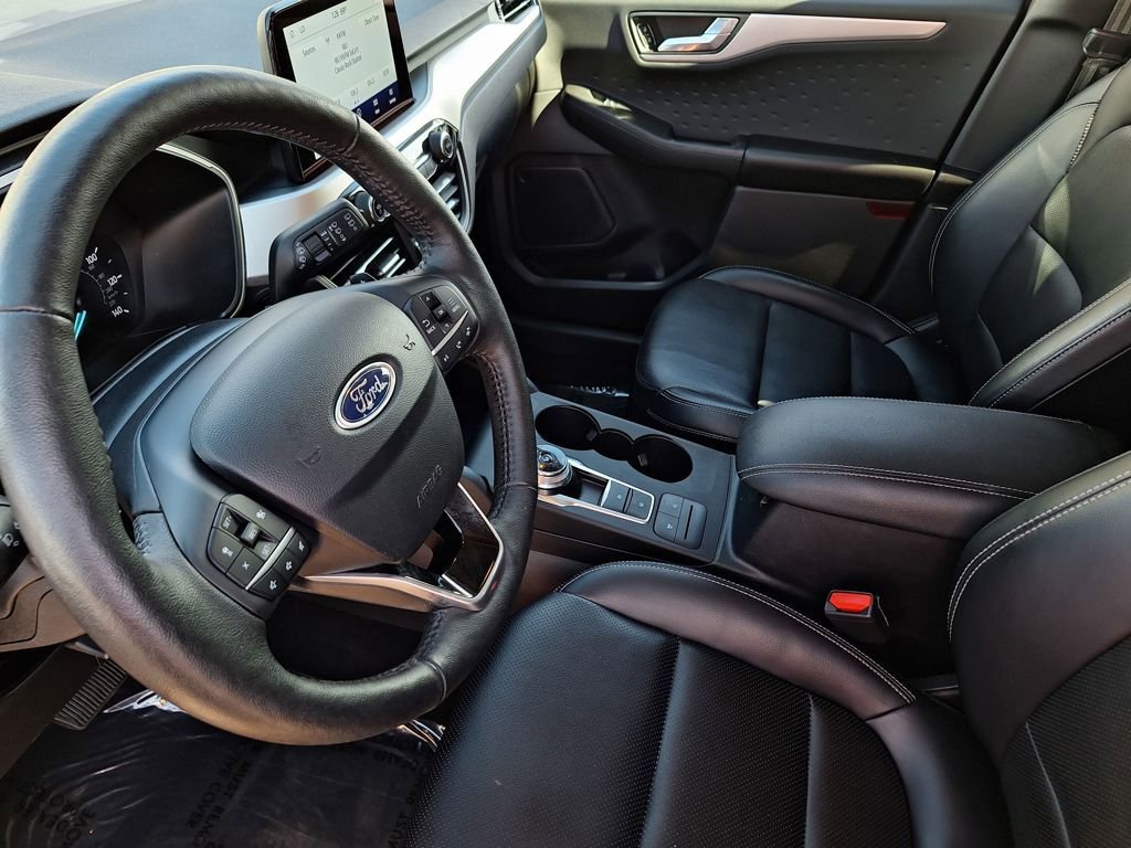 Used 2020 Ford Escape SEL image 10