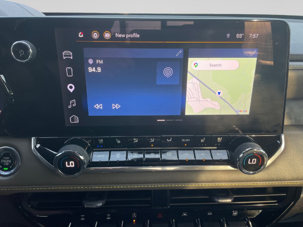 Certified 2023 Chevrolet Colorado ZR2 w/ ZR2 Convenience Package III AWD/4WD image 30