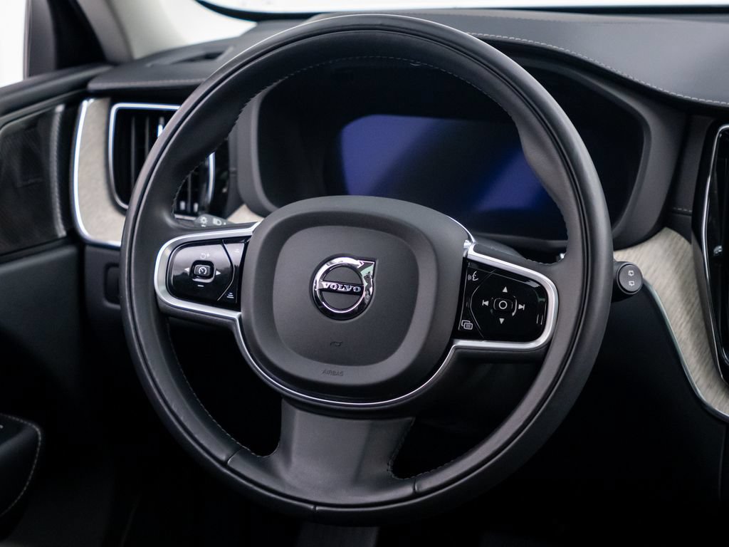 Used 2022 Volvo XC60 T8 Inscription w/ Advanced Package AWD/4WD image 12