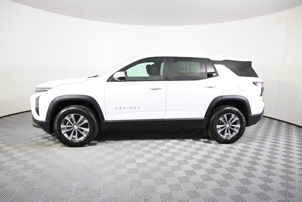New 2026 Chevrolet Equinox LT w/ Safety and Technology Package AWD/4WD image 2