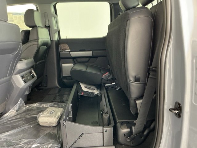 New 2026 Ford F350 Lariat image 33