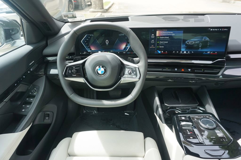 Used 2025 BMW 530i xDrive w/ Premium Package image 6
