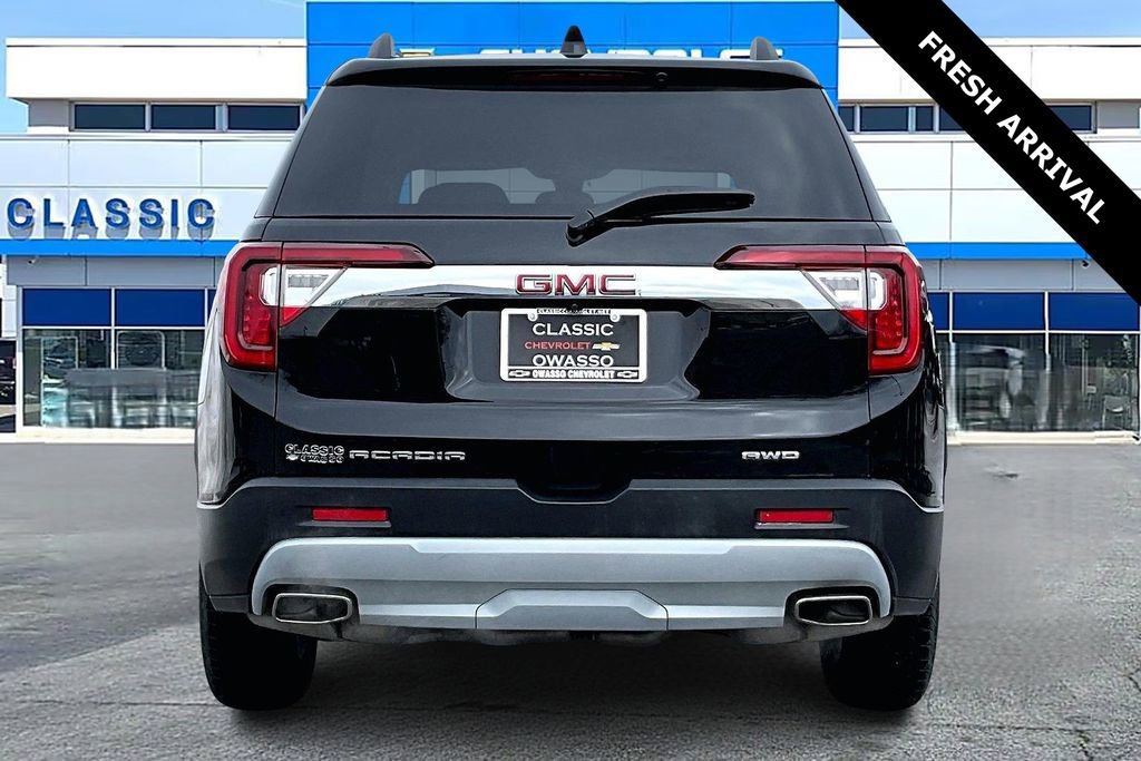 Used 2023 GMC Acadia SLE w/ Driver Convenience Package image 6