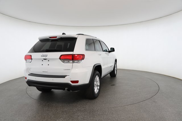 Used 2021 Jeep Grand Cherokee Laredo image 16