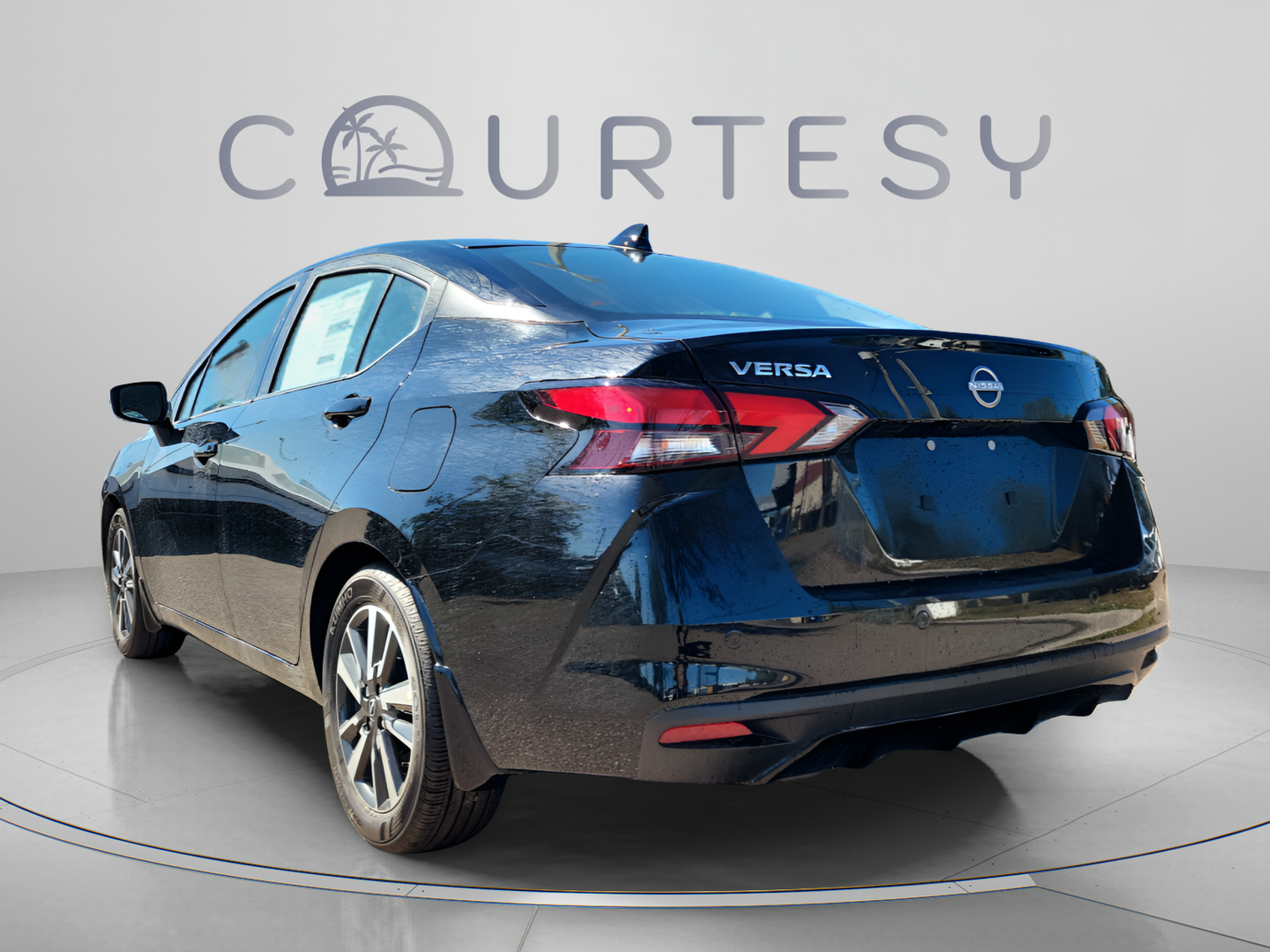 Certified 2025 Nissan Versa SV w/ Trunk Package FWD image 5