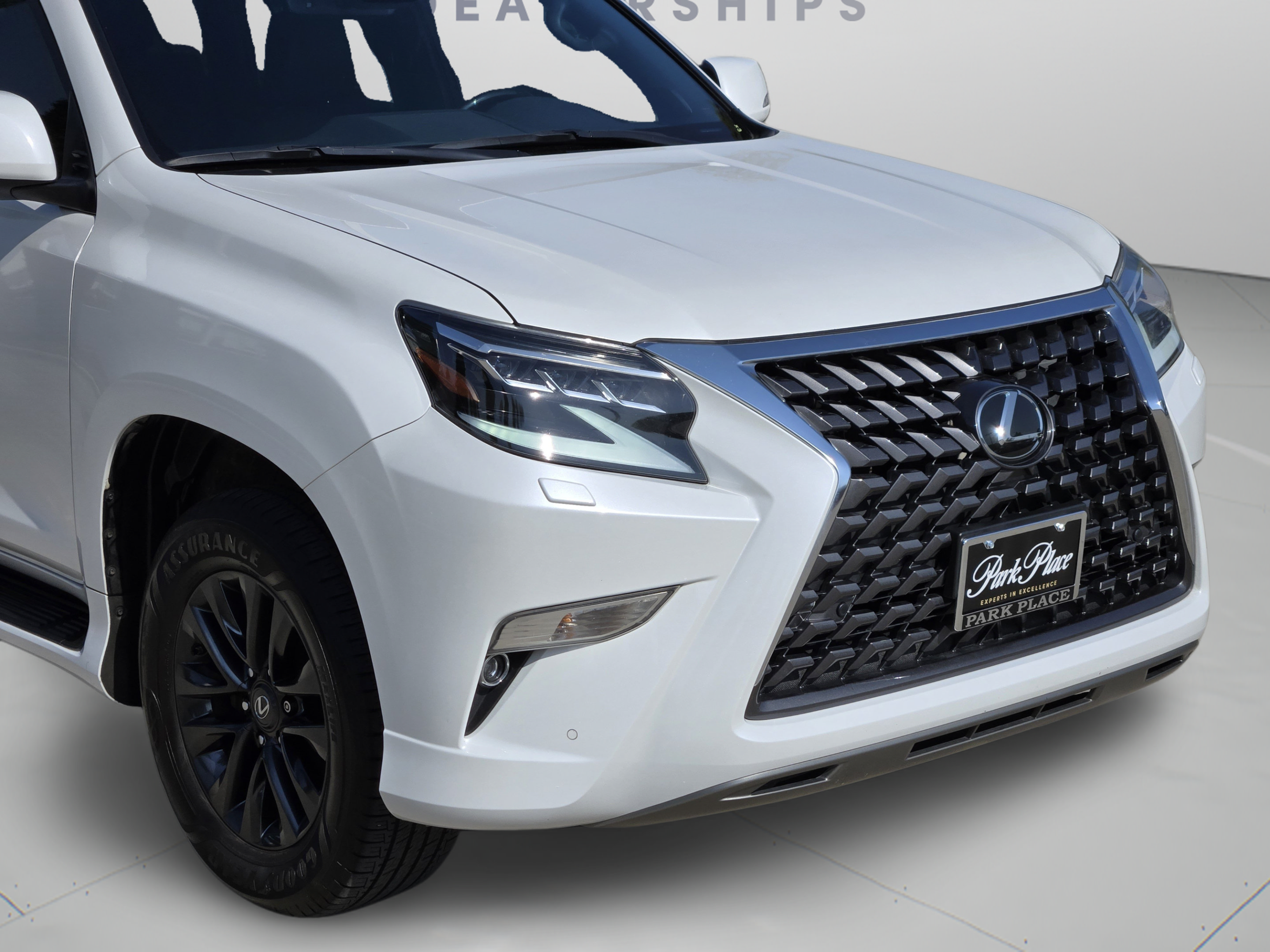 Used 2021 Lexus GX 460 Premium w/ Premium Package AWD/4WD image 32