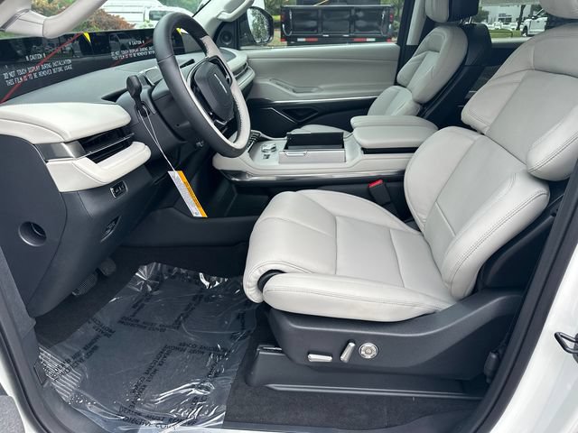 New 2026 Lincoln Navigator Reserve AWD/4WD image 10