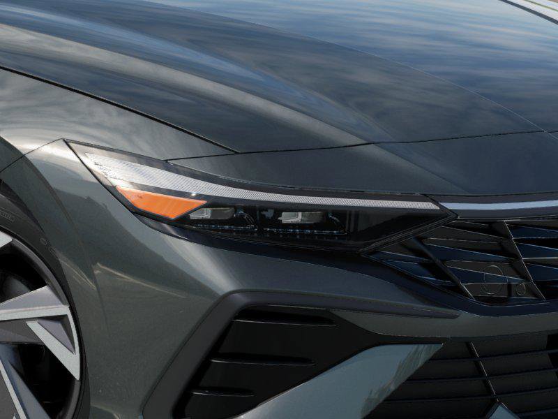 New 2026 Hyundai Elantra Limited image 9