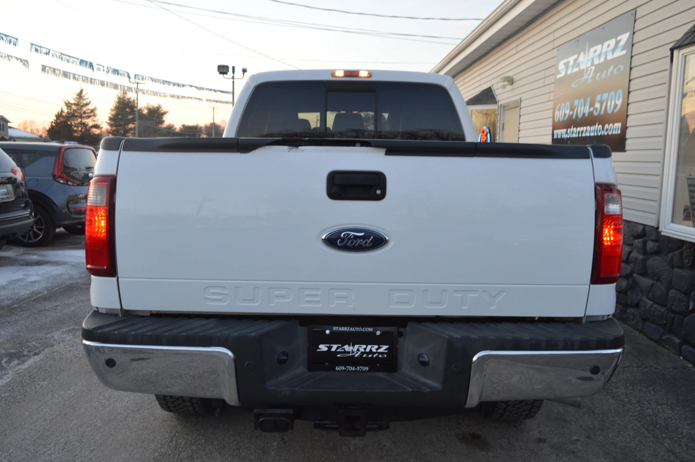 Used 2011 Ford F350 Lariat w/ Lariat Interior Pkg image 7