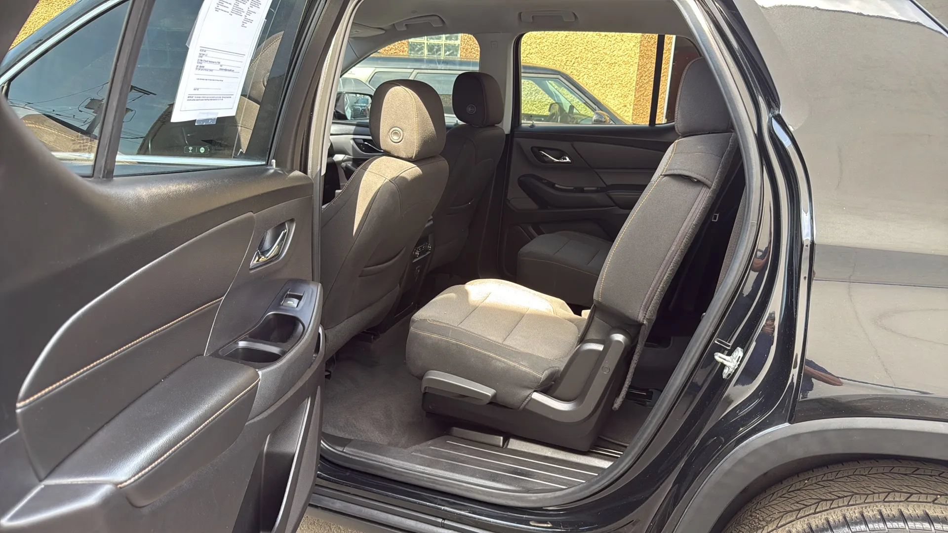 Used 2019 Chevrolet Traverse LT w/ LPO, Blackout Package AWD/4WD image 28