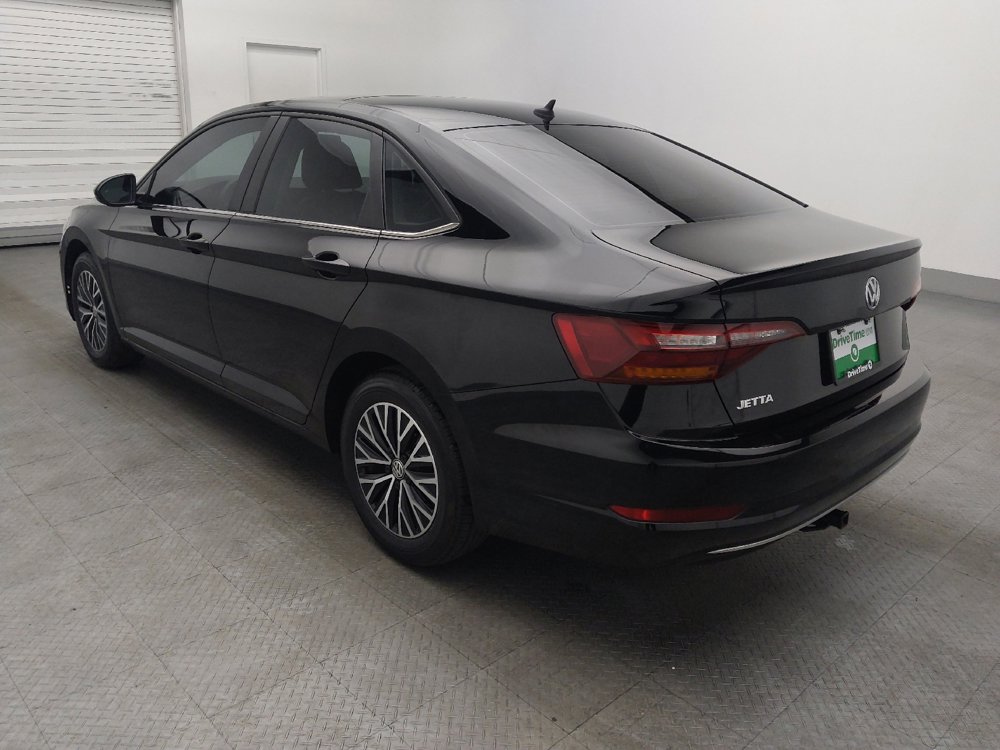 Used 2019 Volkswagen Jetta SE w/ Cold Weather Package image 5