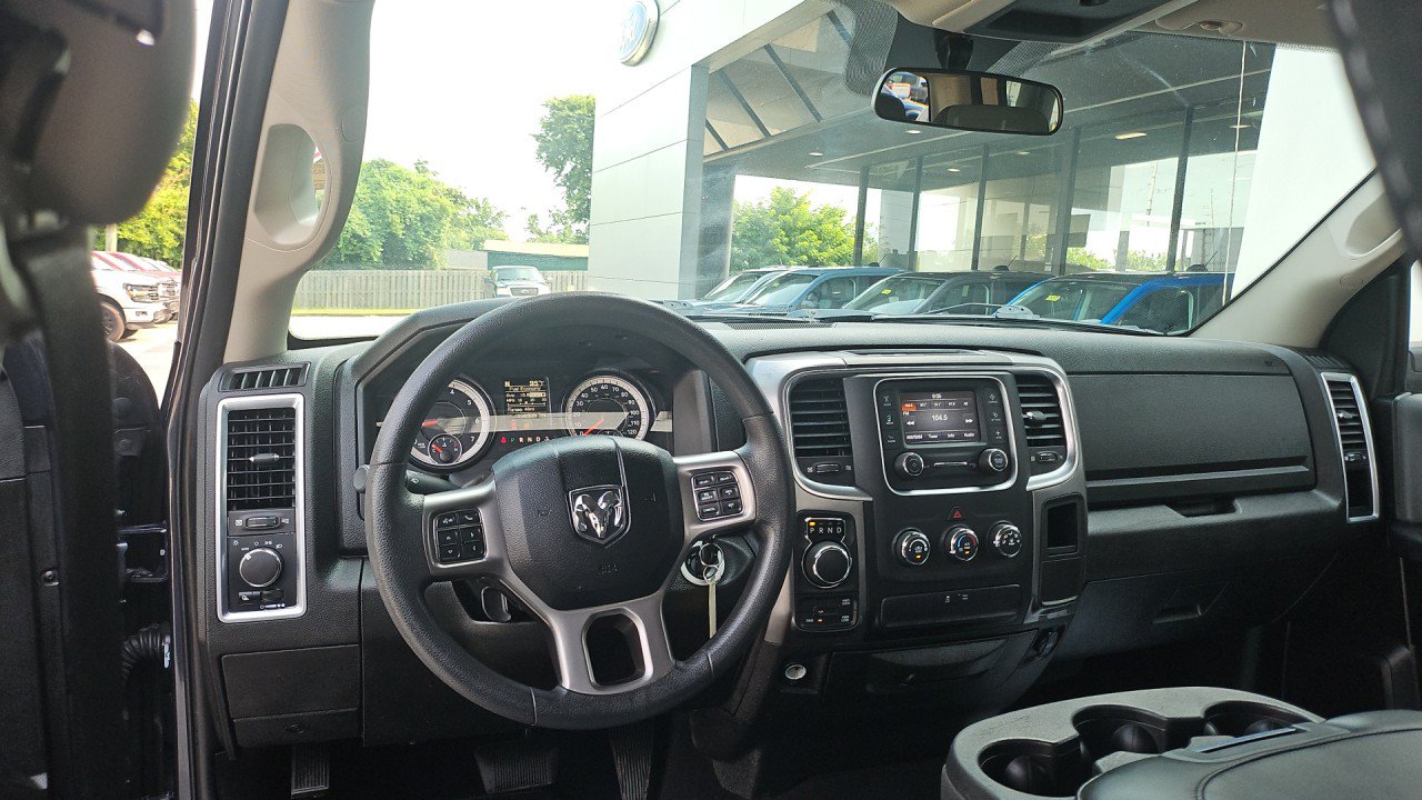 Used 2021 RAM 1500 Classic SLT AWD/4WD image 14