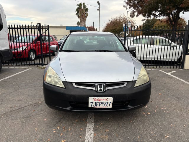 Used 2004 Honda Accord EX image 2