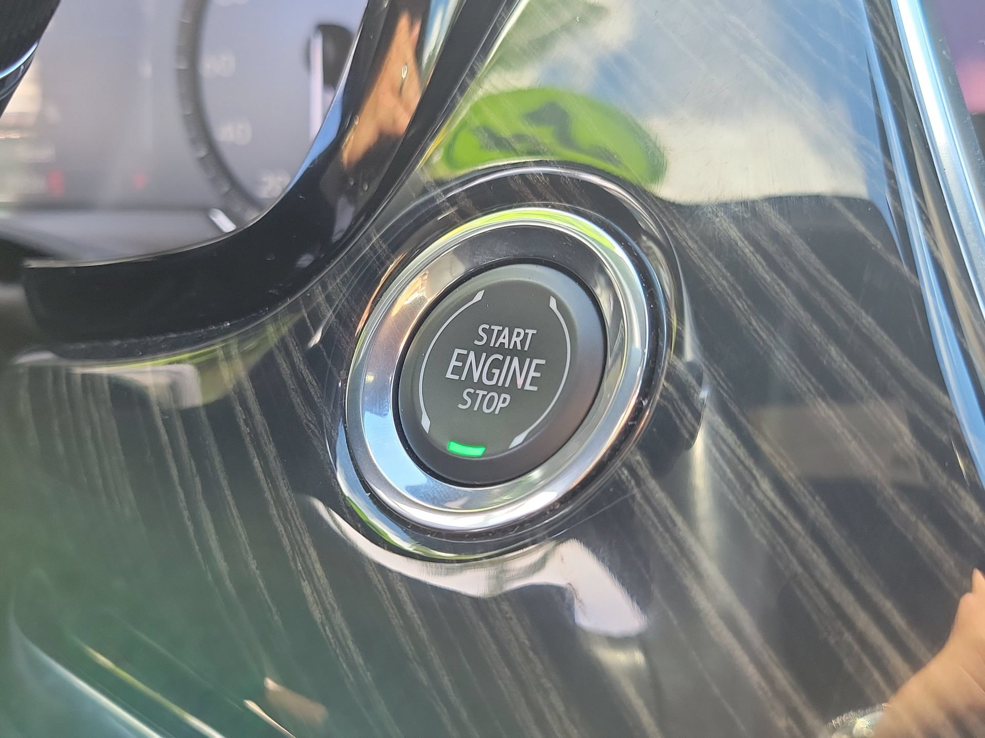 Used 2024 Cadillac XT6 Premium Luxury FWD image 41
