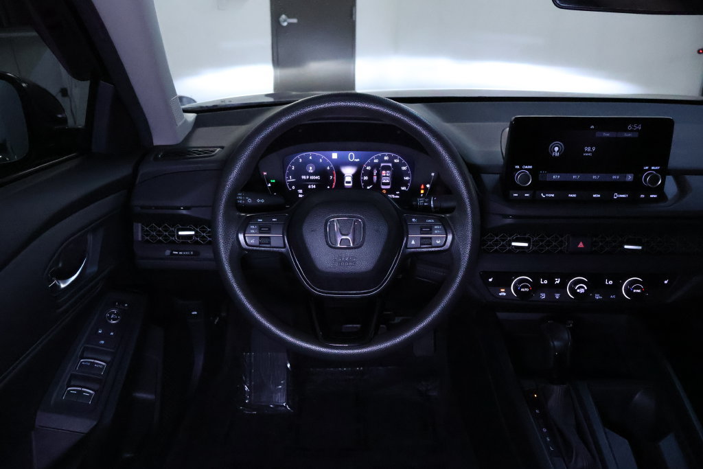 Used 2024 Honda Accord EX image 18