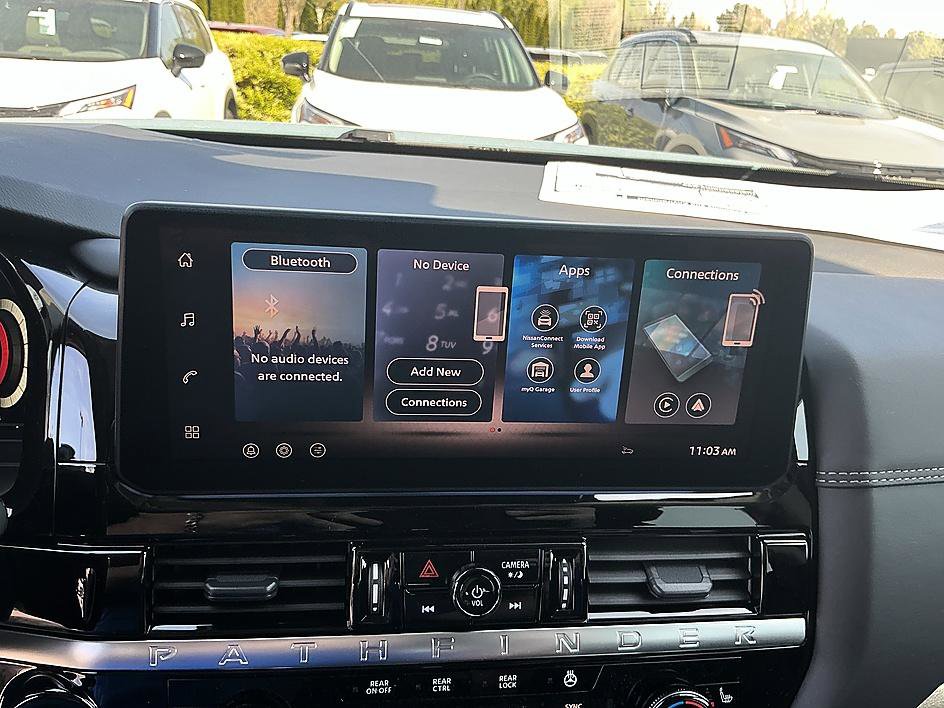 New 2026 Nissan Pathfinder Platinum image 13