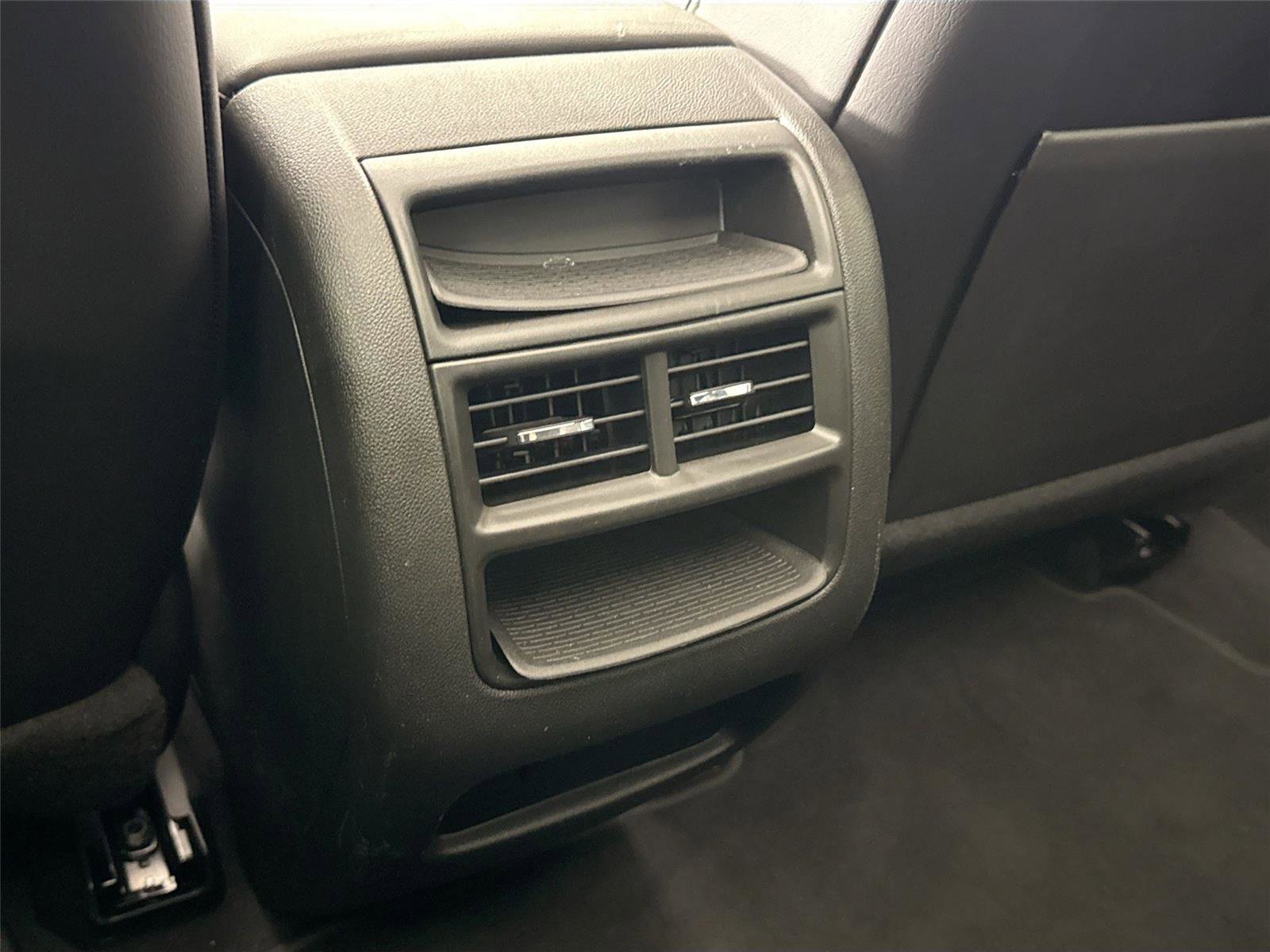 Used 2025 Cadillac XT5 Premium Luxury image 36