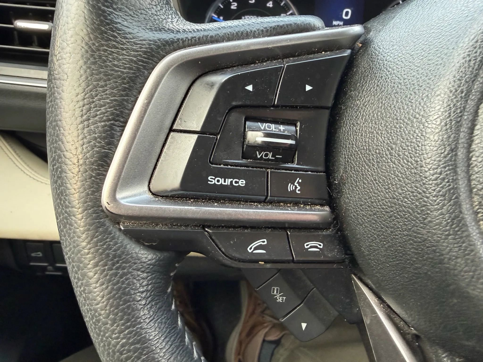 Used 2019 Subaru Ascent Limited image 42