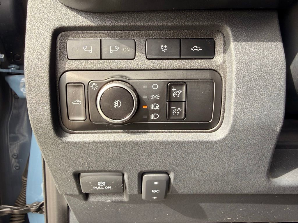 Used 2023 Ford F250 Platinum AWD/4WD image 22