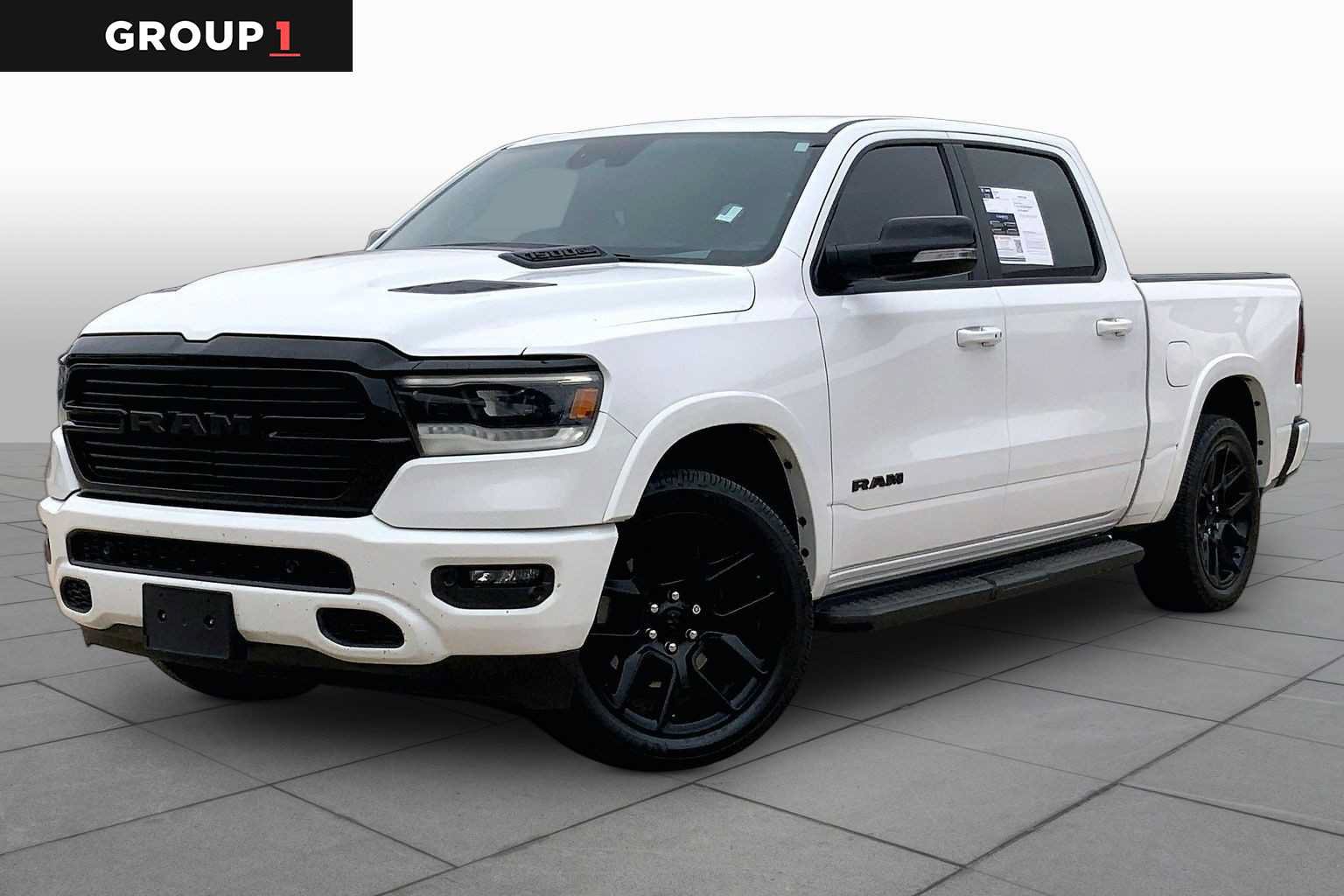 Used 2022 RAM 1500 Laramie AWD/4WD image 1
