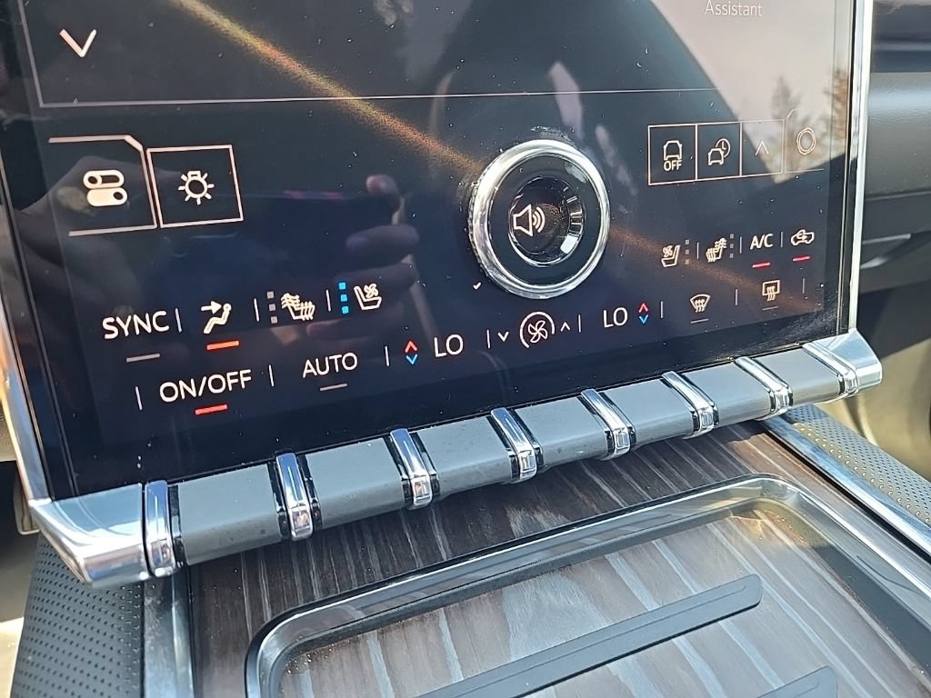 Used 2026 GMC Sierra EV Denali AWD/4WD image 30