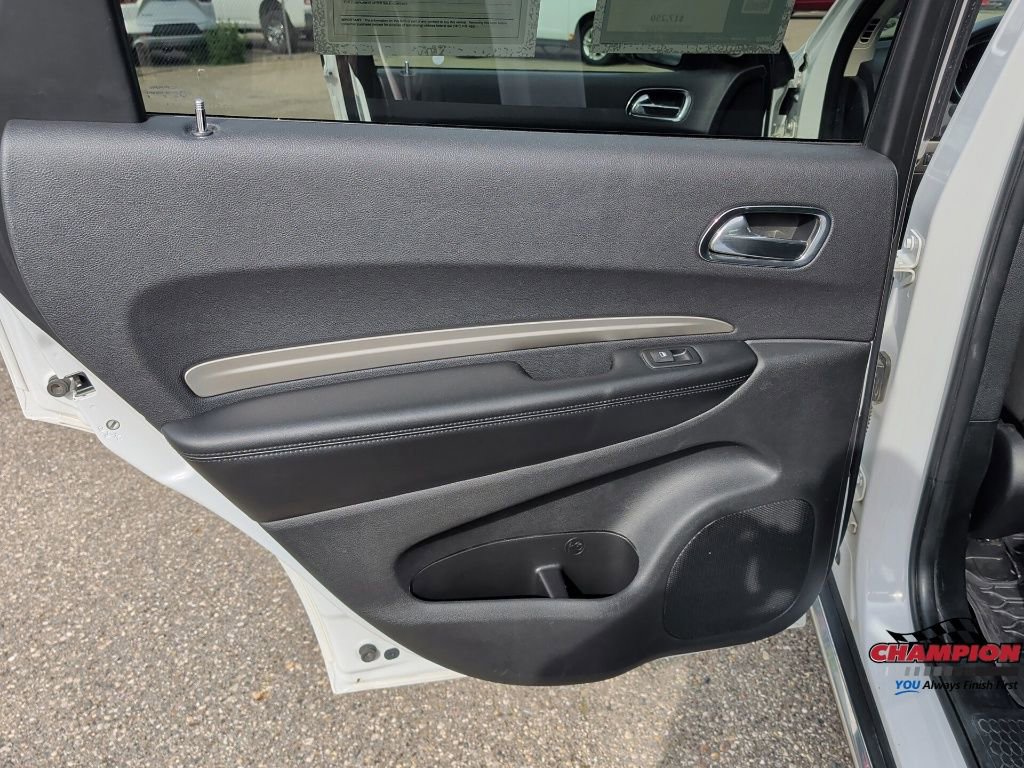 Used 2017 Dodge Durango SXT w/ Quick Order Package 23B AWD/4WD image 16
