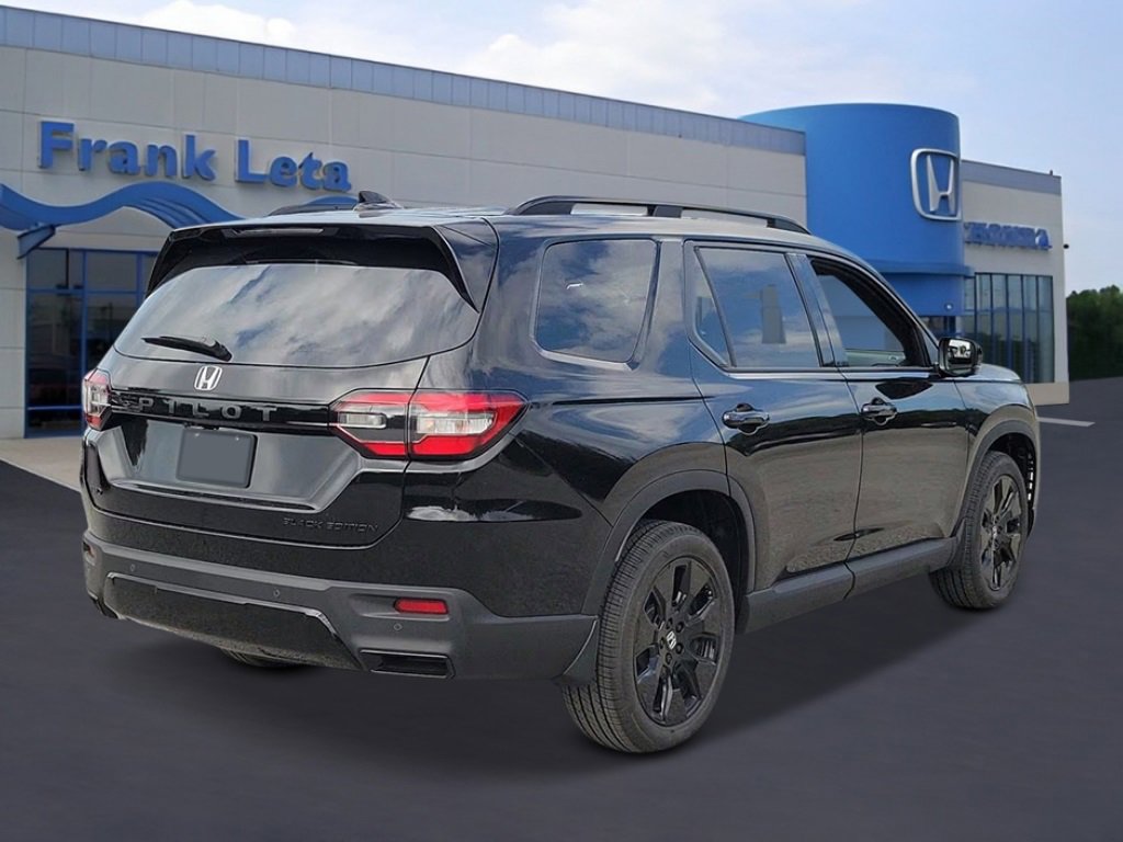 New 2026 Honda Pilot Black Edition image 5