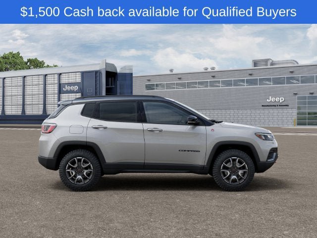 New 2026 Jeep Compass Trailhawk w/ Sun, Sound & Navigation Group AWD/4WD image 10