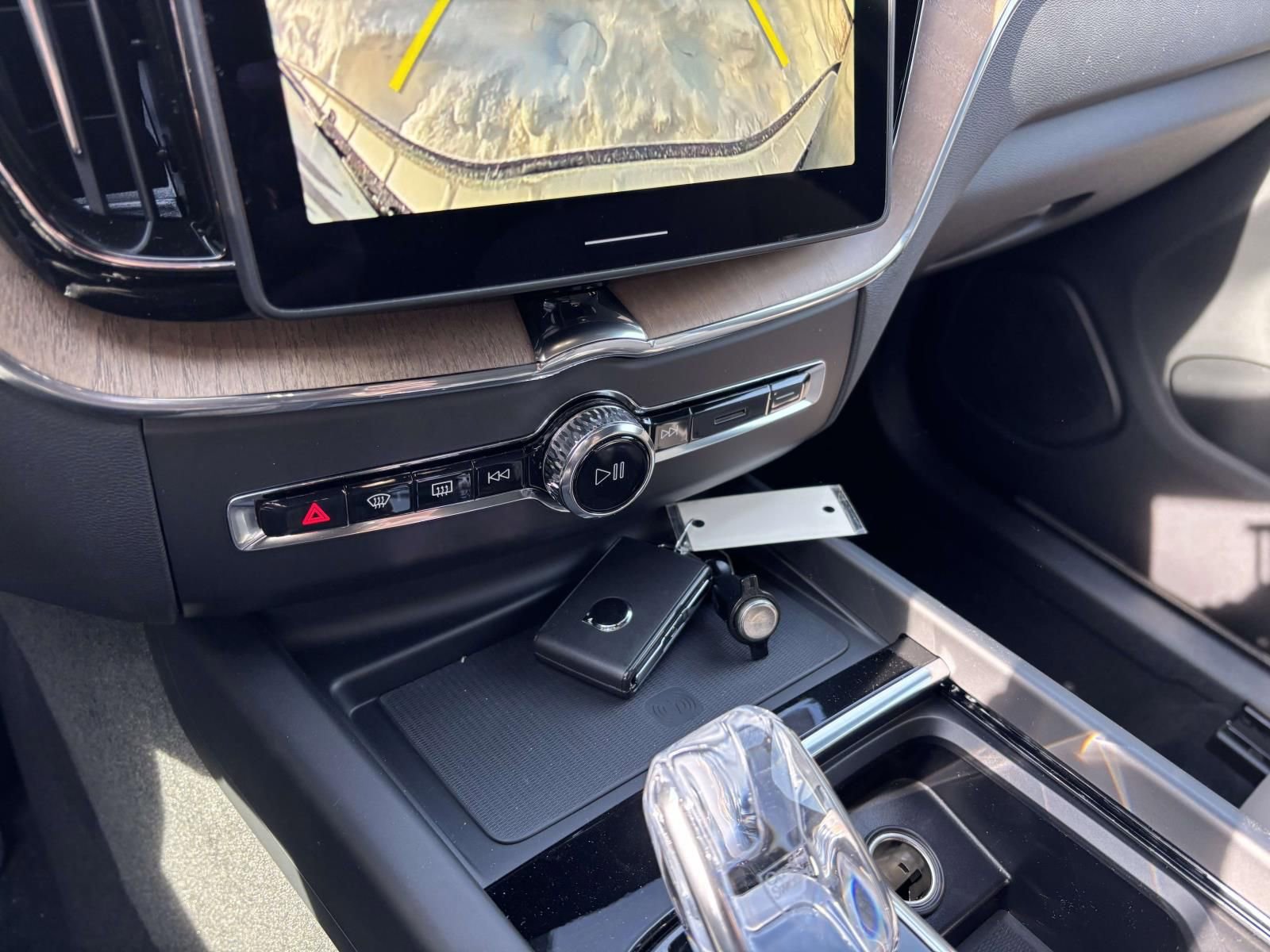 New 2026 Volvo XC60 B5 Plus w/ Protection Package Premier image 19