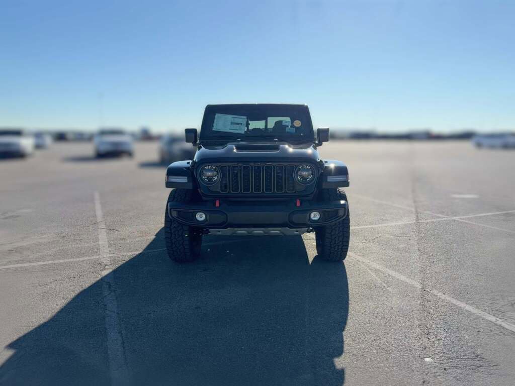 New 2026 Jeep Gladiator Mojave image 2