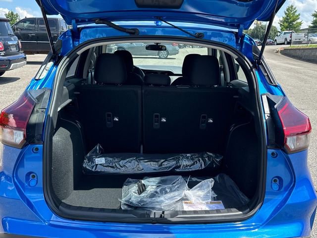 New 2025 Nissan Kicks Play S image 12