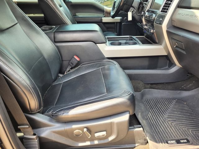 Used 2017 Ford F250 Lariat w/ Lariat Value Package AWD/4WD image 10