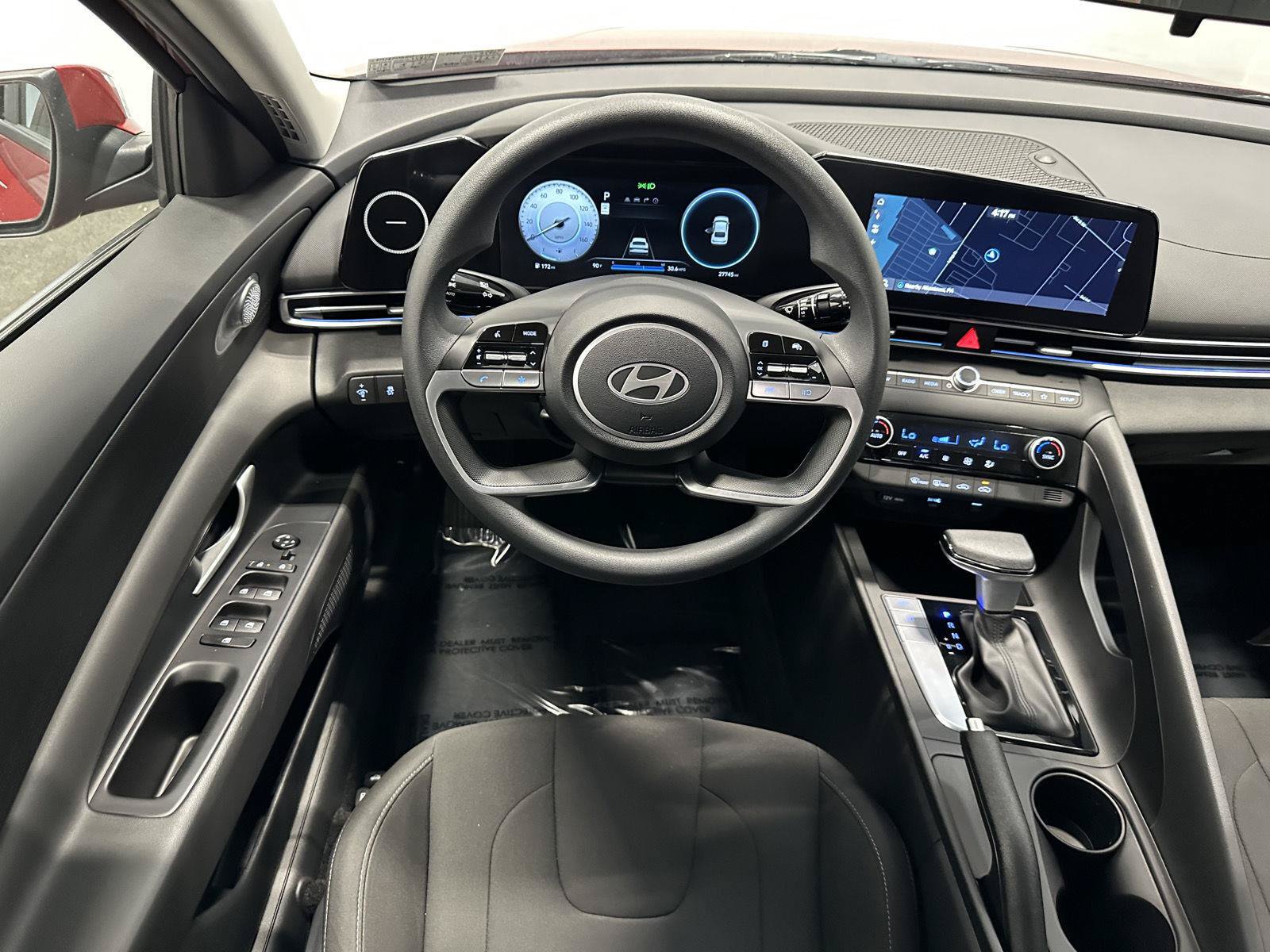 Certified 2024 Hyundai Elantra SEL FWD image 19