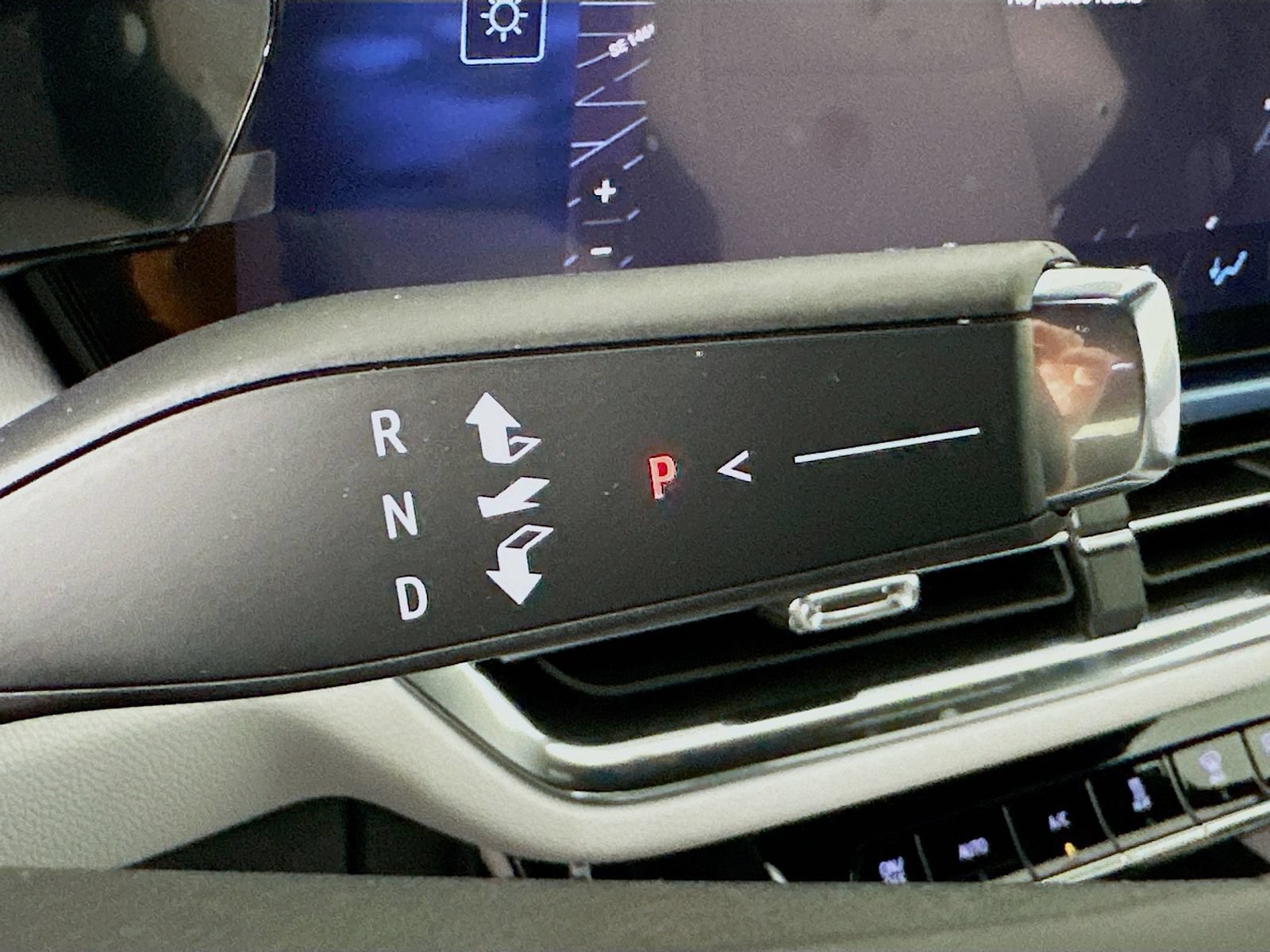 New 2026 Chevrolet Equinox EV LT AWD/4WD image 18