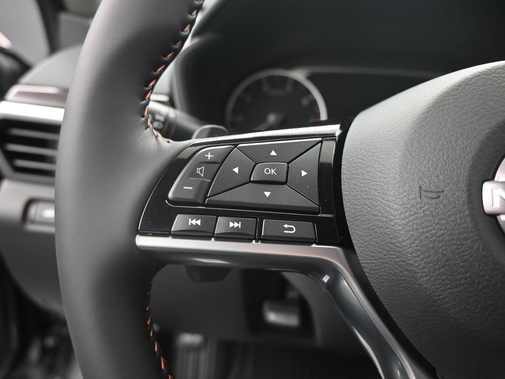 New 2025 Nissan Altima 2.5 SR image 11