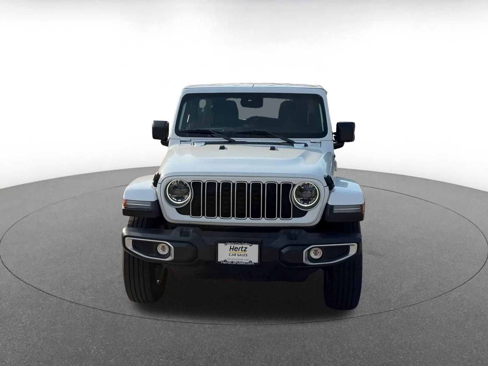 Used 2025 Jeep Wrangler Sahara image 4