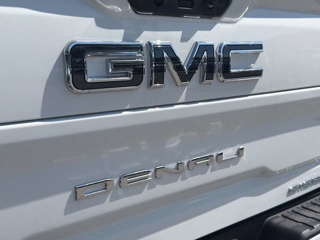 Used 2026 GMC Sierra 2500 Denali Ultimate AWD/4WD image 9