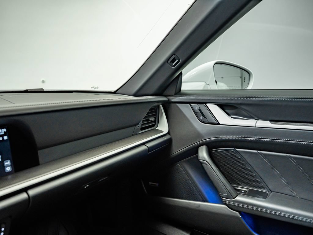 Certified 2025 Porsche 911 Carrera RWD image 43