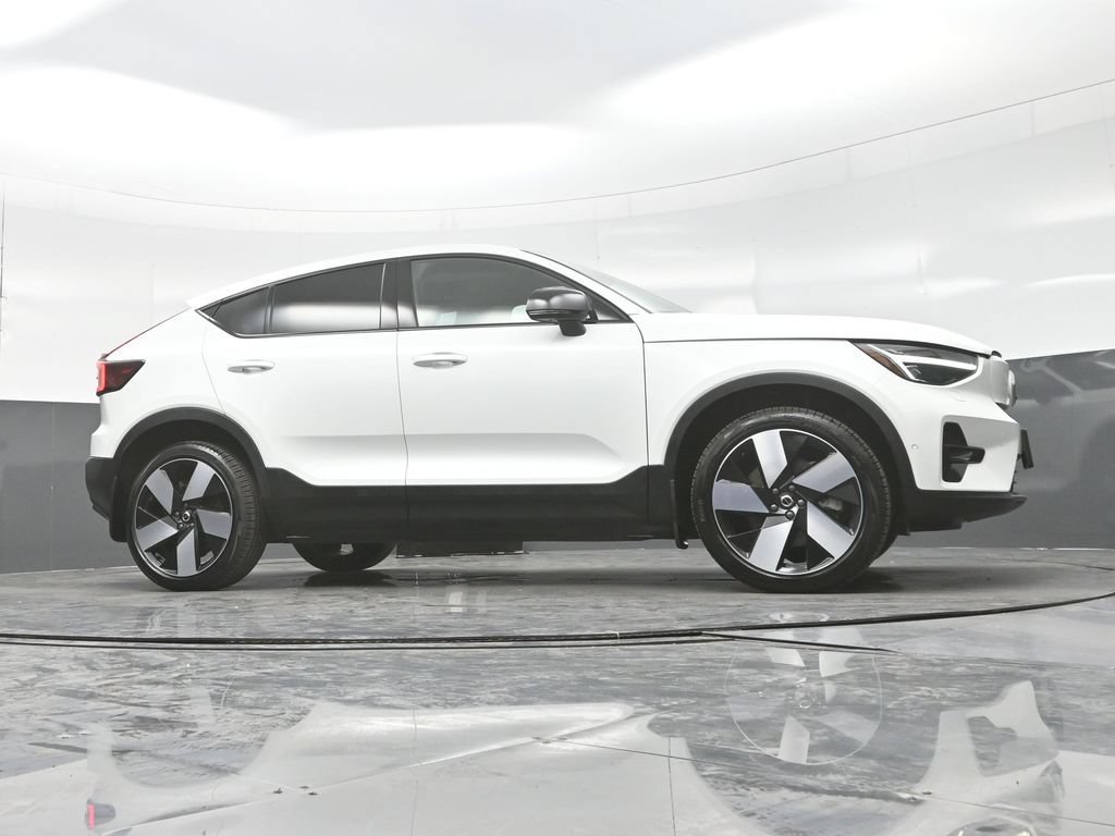 Used 2023 Volvo C40 P8 Recharge Ultimate AWD/4WD image 29