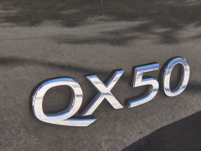 Used 2016 INFINITI QX50 AWD w/ Premium Plus Package image 16